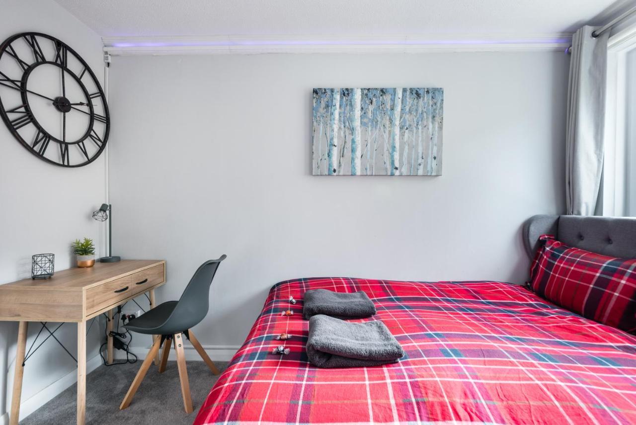 City Centre Stylish Apartment With Free Parking Единбург Екстериор снимка