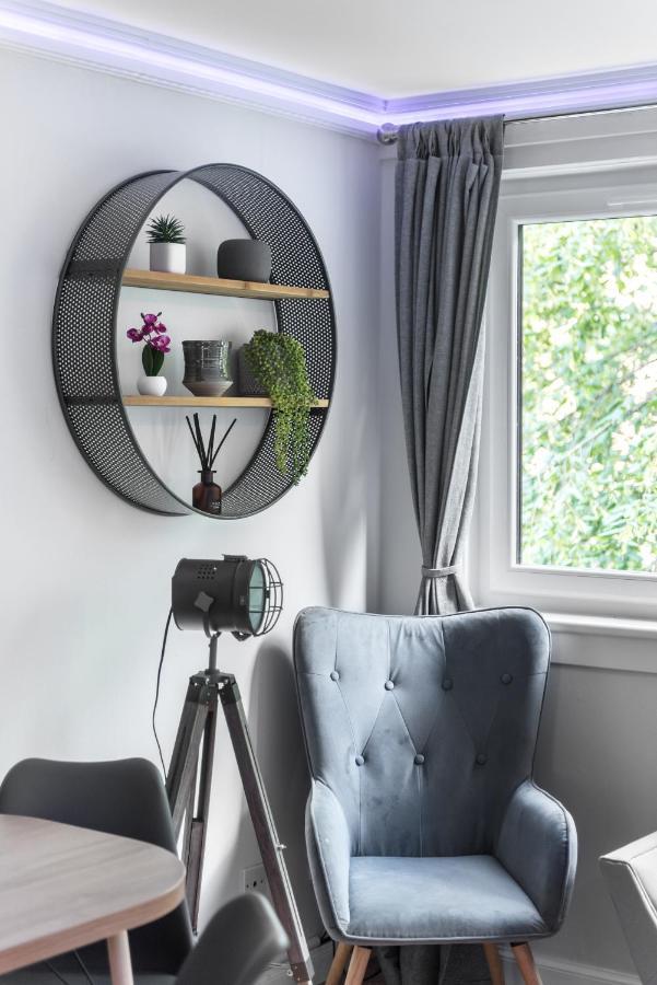 City Centre Stylish Apartment With Free Parking Единбург Екстериор снимка