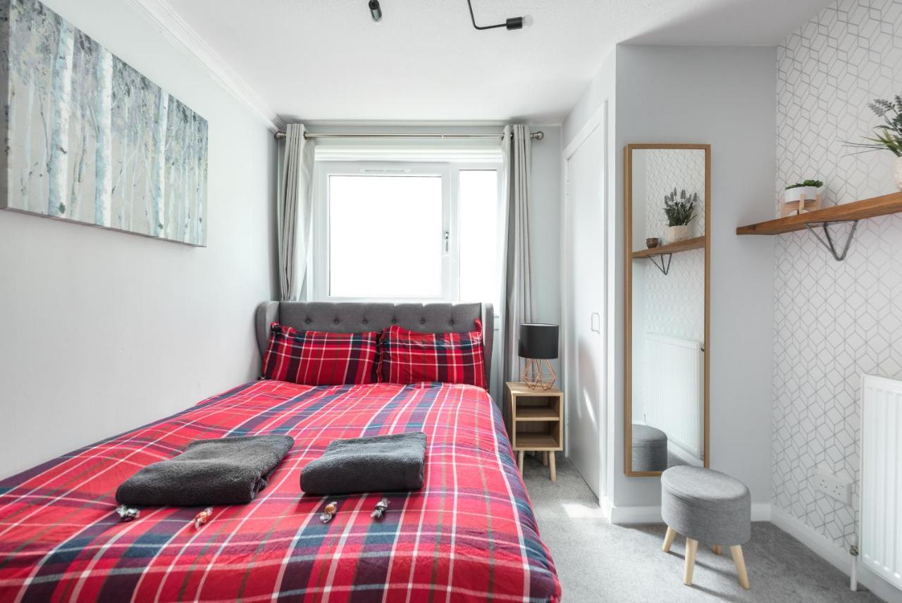City Centre Stylish Apartment With Free Parking Единбург Екстериор снимка